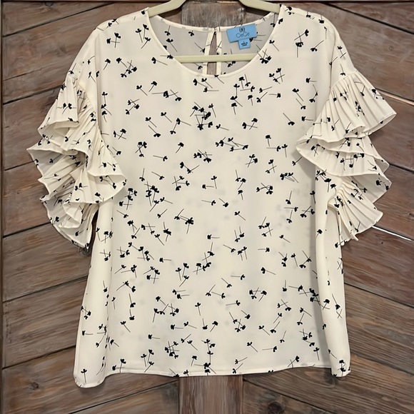 CeCe Cream and Black Floral Blouse - Picture 1 of 6